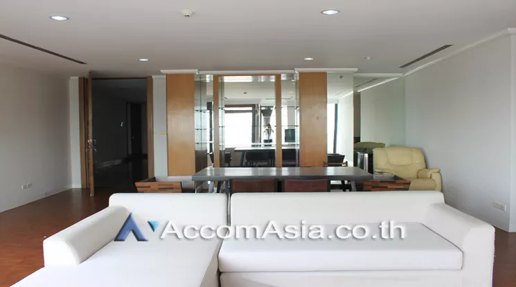  1  3 br Condominium For Rent in Sathorn ,Bangkok MRT Khlong Toei at Baan Yen Akard AA21681