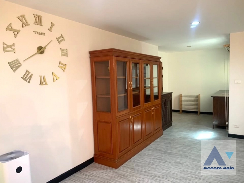 unitPet friendly |  3 Bedrooms  Condominium For Rent & Sale in Sukhumvit, Bangkok  near BTS Thong Lo (AA21685)