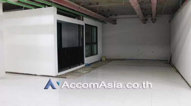 4  Retail / Showroom For Rent in Sukhumvit ,Bangkok BTS Phrom Phong at US Tower AA21693