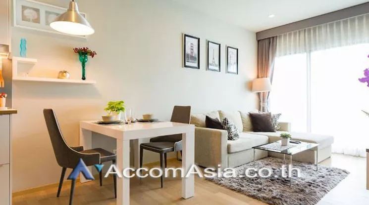 Noble Refine Condominium  1 Bedroom for Sale BTS Phrom Phong in Sukhumvit Bangkok