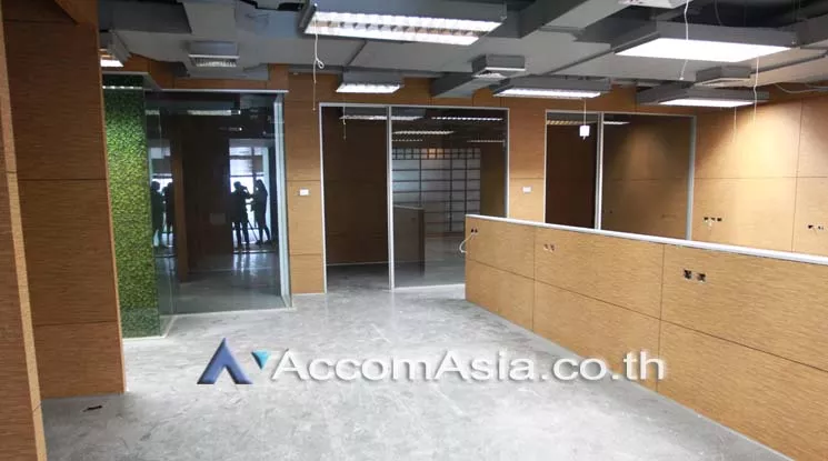 unit Office space For Rent in Sukhumvit, Bangkok  near BTS Phrom Phong (AA21717)