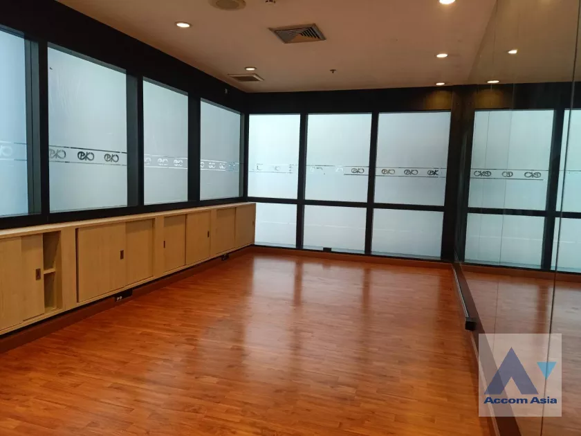 unit Office space For Rent in Sukhumvit, Bangkok  near BTS Asok - MRT Sukhumvit (AA21740)