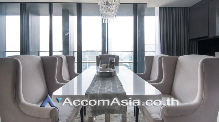12  3 br Condominium For Rent in Ploenchit ,Bangkok BTS Ploenchit at Noble Ploenchit AA21746
