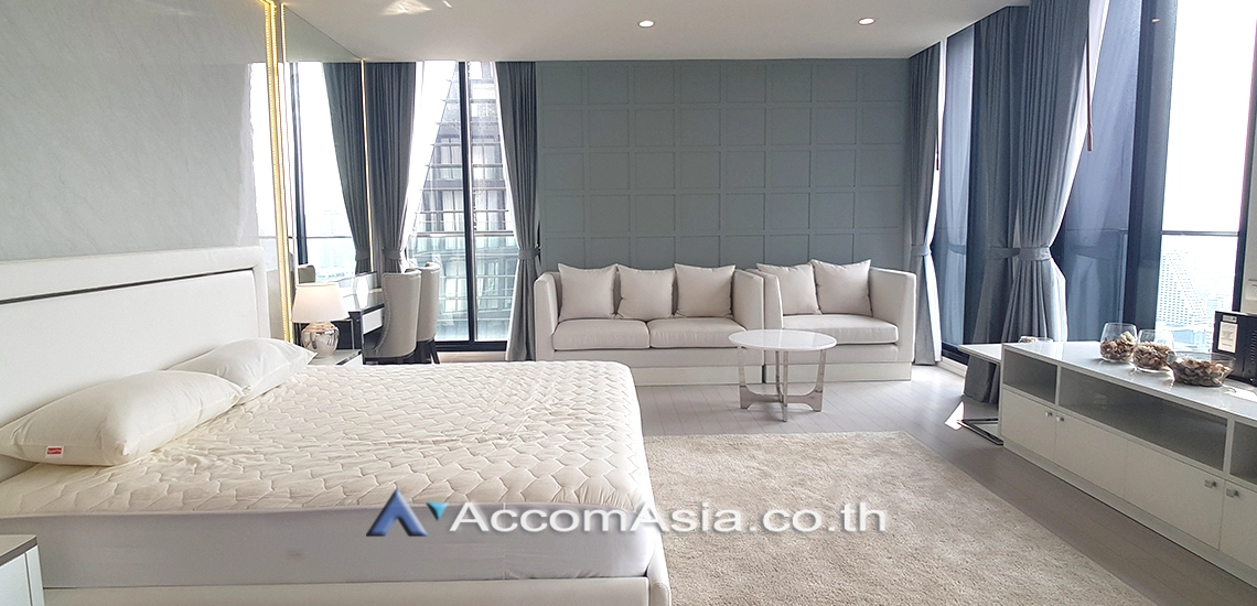 15  3 br Condominium For Rent in Ploenchit ,Bangkok BTS Ploenchit at Noble Ploenchit AA21746