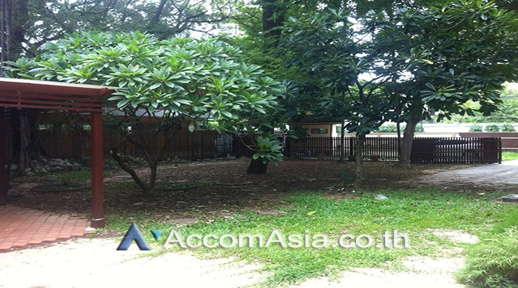 unitHome Office |  10 Bedrooms  House For Rent in Sukhumvit, Bangkok  near BTS Nana (AA21783)