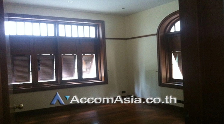 8  10 br House For Rent in Sukhumvit ,Bangkok BTS Nana AA21783