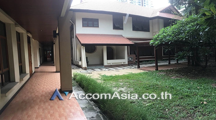 10  10 br House For Rent in Sukhumvit ,Bangkok BTS Nana AA21783