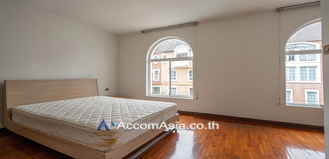 13  4 br Townhouse For Rent in Sathorn ,Bangkok MRT Khlong Toei - MRT Lumphini at Yenakart Residence AA21836