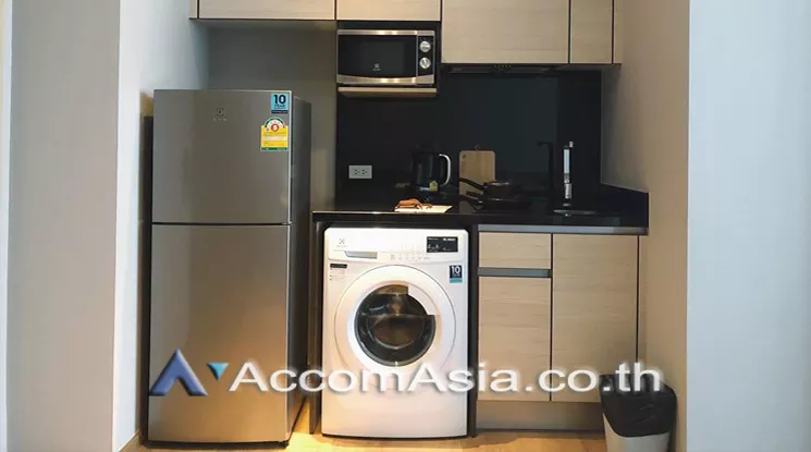 unit 1 Bedroom  Condominium For Rent in Sukhumvit, Bangkok  near BTS Phrom Phong (AA21837)