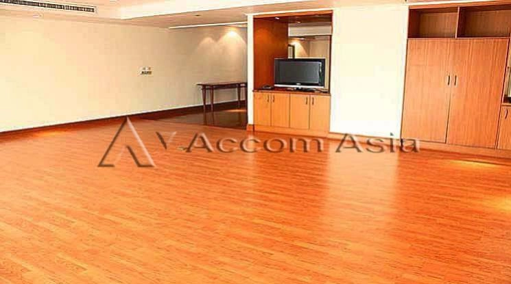 Pet friendly |  Kallista Mansion Condominium  3 Bedroom for Sale & Rent BTS Nana in Sukhumvit Bangkok