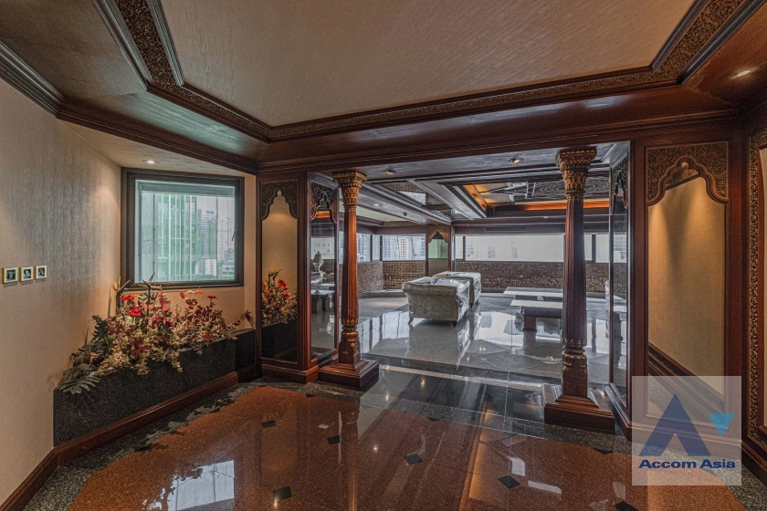 4  4 br Condominium For Rent in Sukhumvit ,Bangkok BTS Nana at Inter Tower AA21858