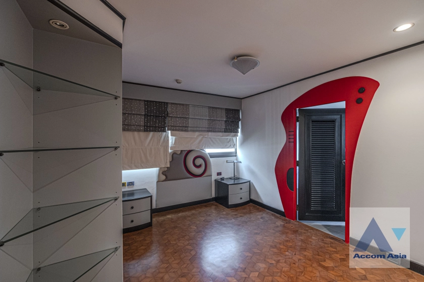 31  4 br Condominium For Rent in Sukhumvit ,Bangkok BTS Nana at Inter Tower AA21858