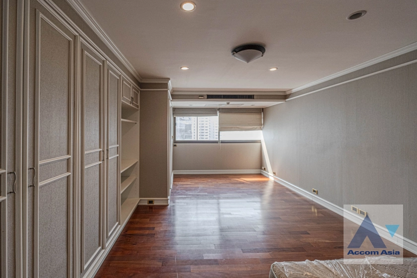 33  4 br Condominium For Rent in Sukhumvit ,Bangkok BTS Nana at Inter Tower AA21858