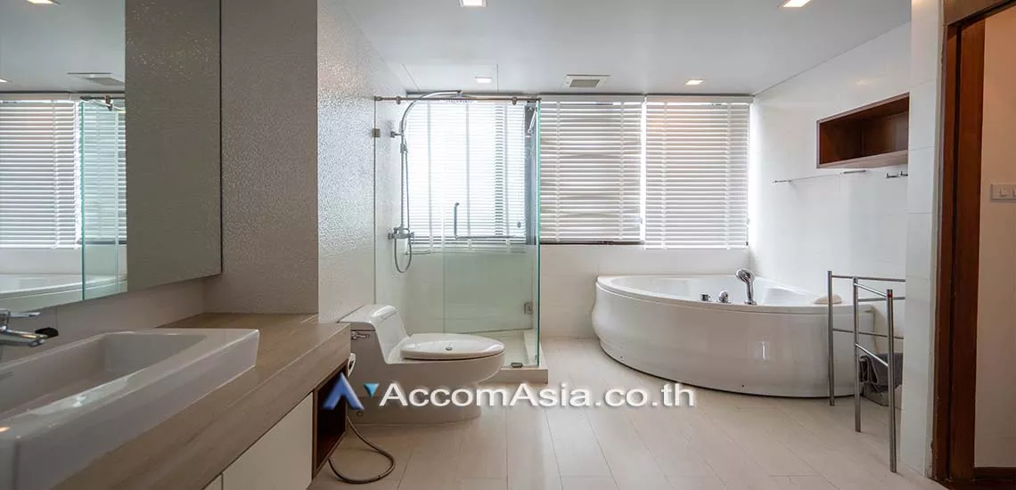 7  2 br Condominium For Rent in Sukhumvit ,Bangkok BTS Asok - MRT Sukhumvit at Lake Avenue AA21864
