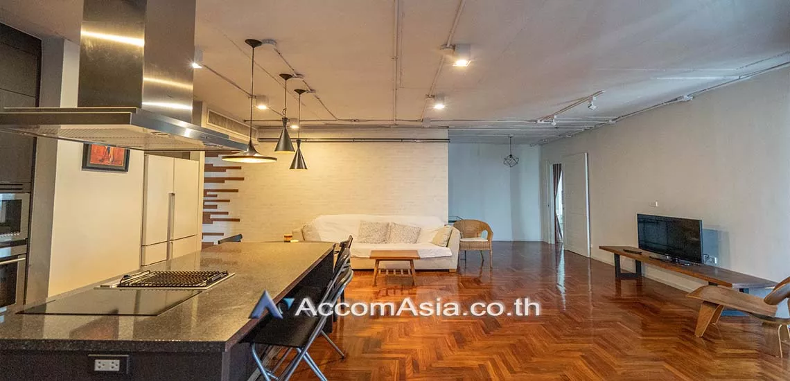 unit 2 Bedrooms  Condominium For Rent in Sukhumvit, Bangkok  near BTS Asok - MRT Sukhumvit (AA21864)