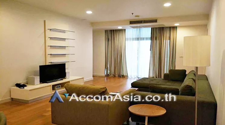  2 Bedrooms  Apartment For Rent in Charoenkrung, Bangkok  (AA21876)