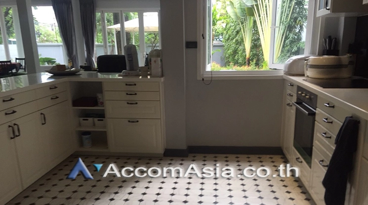 8  5 br Townhouse for rent and sale in Sukhumvit ,Bangkok BTS On Nut at House  in Compound AA21893