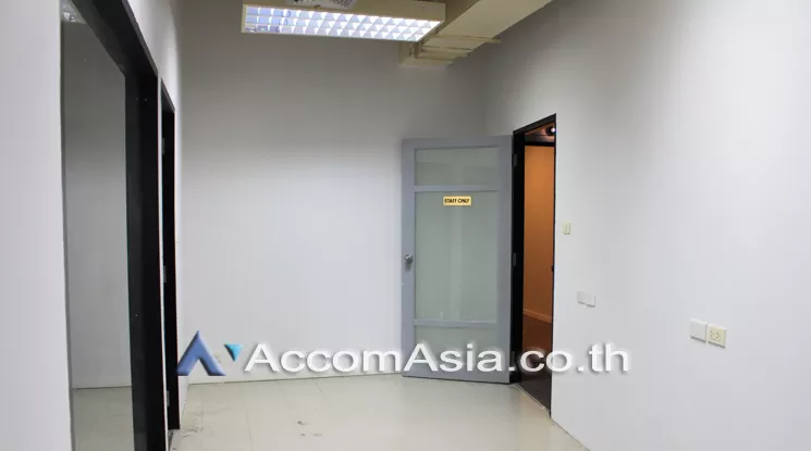 4  Office Space For Rent in Phaholyothin ,Bangkok MRT Phahon Yothin at Elephant Building AA21899