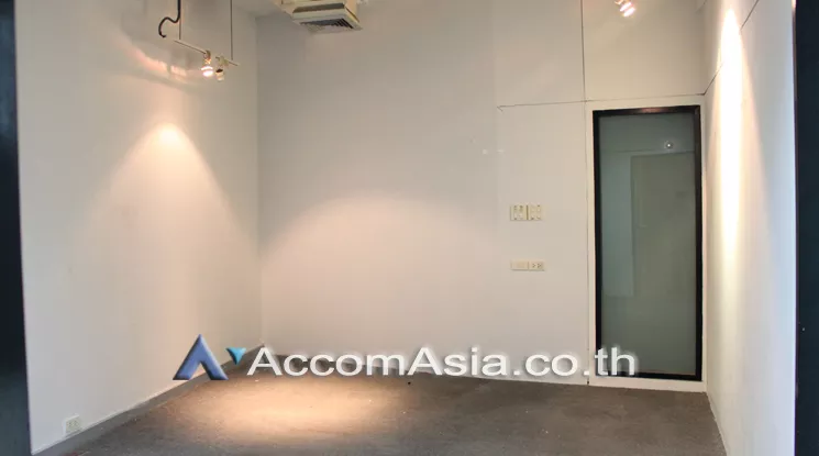 7  Office Space For Rent in Phaholyothin ,Bangkok MRT Phahon Yothin at Elephant Building AA21899