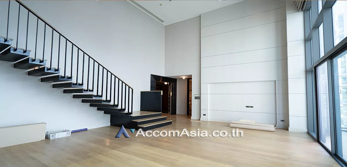 Double High Ceiling, Duplex Condo |  3 Bedrooms  Condominium For Rent & Sale in Sukhumvit, Bangkok  near BTS Phrom Phong (AA21909)