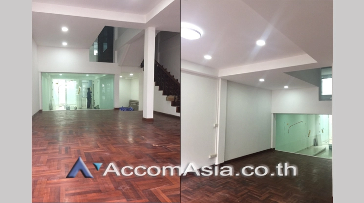  1  3 br Townhouse for rent and sale in Sathorn ,Bangkok BRT Technic Krungthep AA21911