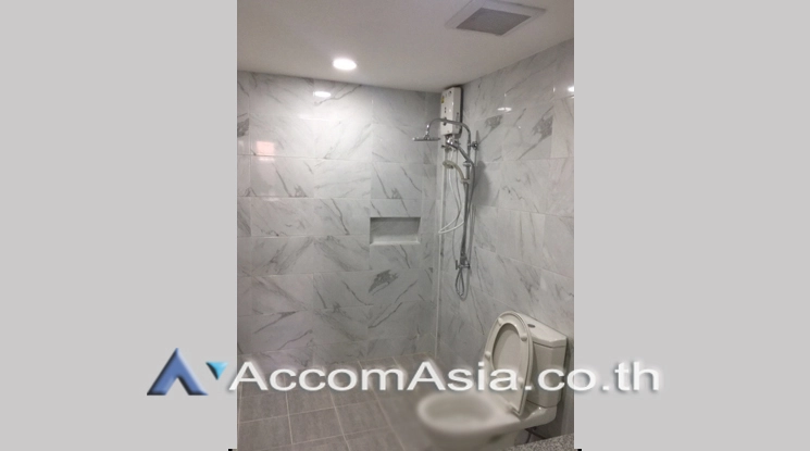 8  3 br Townhouse for rent and sale in Sathorn ,Bangkok BRT Technic Krungthep AA21911