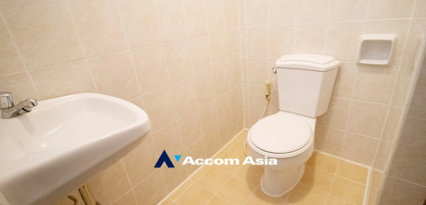 28  3 br Apartment for rent and sale in Ploenchit ,Bangkok BTS Ploenchit at Classic Elegance Residence AA21938