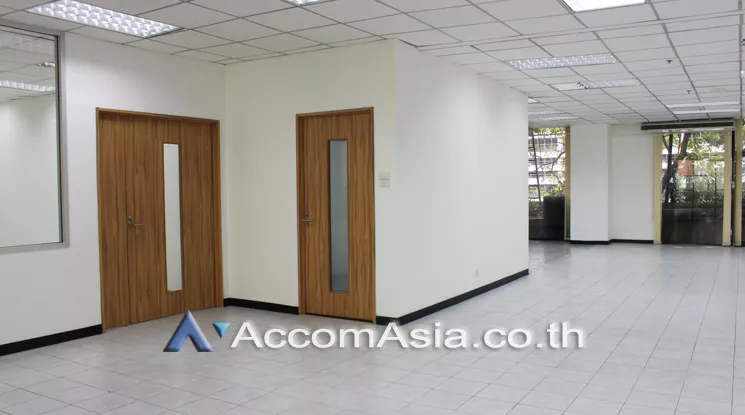  Office space For Rent in Ratchadapisek, Bangkok  near MRT Rama 9 (AA21957)