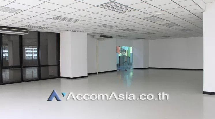  Office space For Rent in Ratchadapisek, Bangkok  near MRT Rama 9 (AA21959)