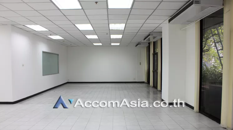 6  Office Space For Rent in Ratchadapisek ,Bangkok MRT Rama 9 at Chamnan Phenjati Business Center AA21961