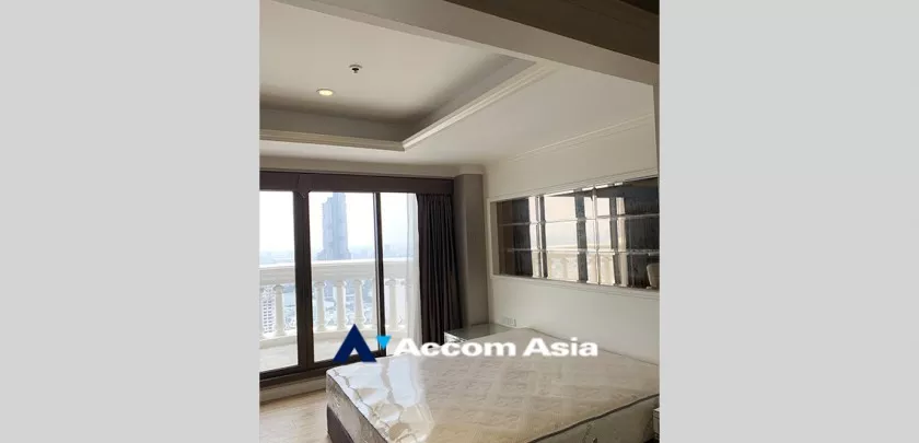 5  1 br Condominium For Rent in Silom ,Bangkok BTS Surasak at Nusa State Tower AA21964