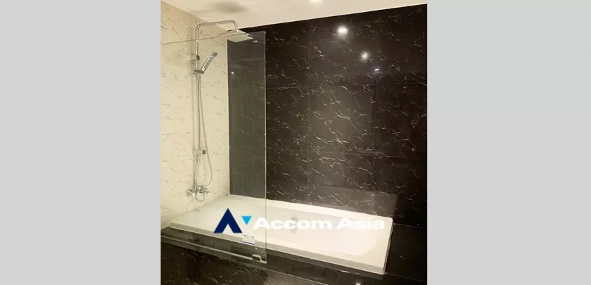 7  1 br Condominium For Rent in Silom ,Bangkok BTS Surasak at Nusa State Tower AA21966