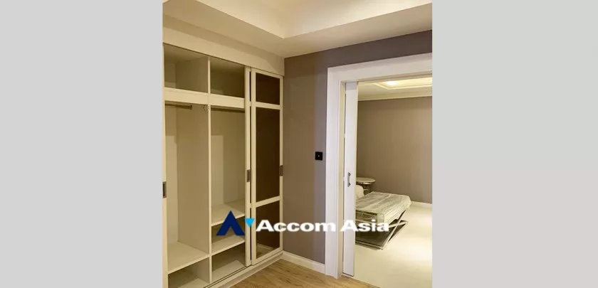 6  1 br Condominium For Rent in Silom ,Bangkok BTS Surasak at Nusa State Tower AA21966