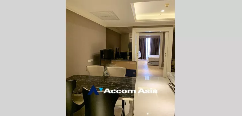  1 Bedroom  Condominium For Rent in Silom, Bangkok  near BTS Surasak (AA21966)