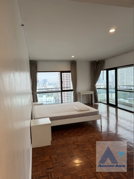 7  2 br Condominium For Sale in Sathorn ,Bangkok MRT Lumphini at The Natural Place Suite AA21980