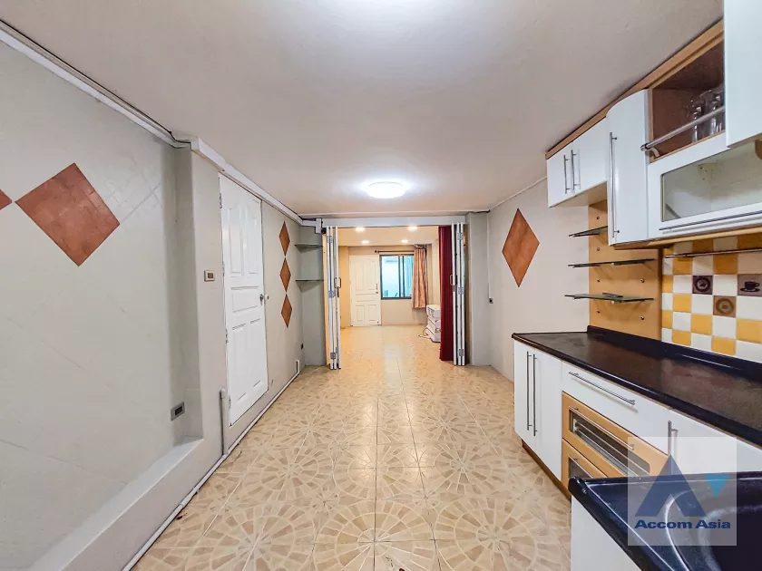 13  4 br House For Rent in Sukhumvit ,Bangkok BTS Thong Lo at Sukhumvit Villa AA21991