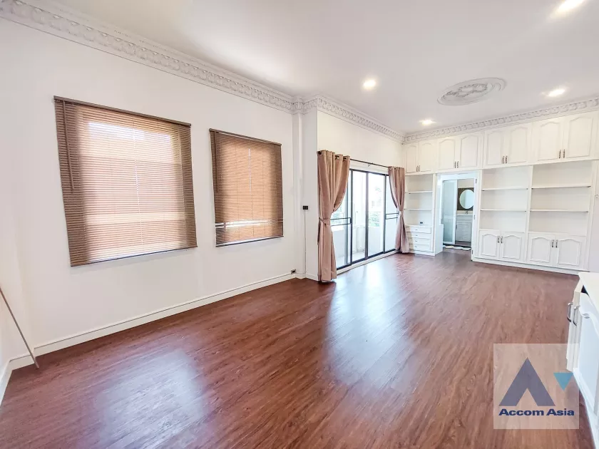 16  4 br House For Rent in Sukhumvit ,Bangkok BTS Thong Lo at Sukhumvit Villa AA21991