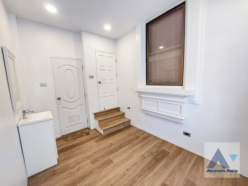 29  4 br House For Rent in Sukhumvit ,Bangkok BTS Thong Lo at Sukhumvit Villa AA21991