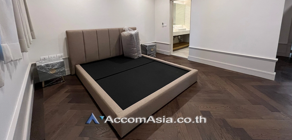 25  3 br Condominium For Rent in Ploenchit ,Bangkok BTS Chitlom at New House AA21992
