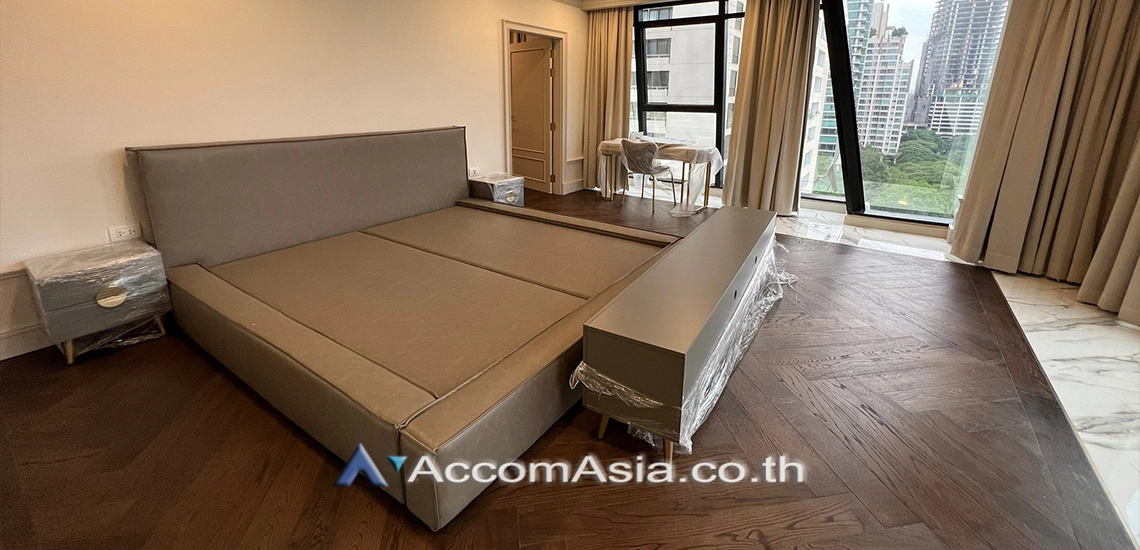20  3 br Condominium For Rent in Ploenchit ,Bangkok BTS Chitlom at New House AA21992