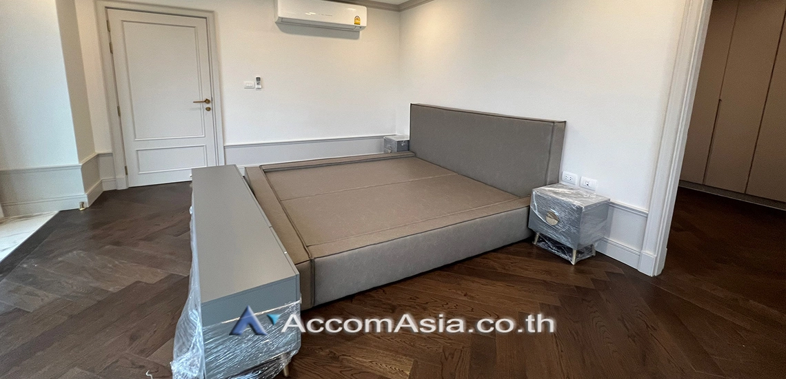27  3 br Condominium For Rent in Ploenchit ,Bangkok BTS Chitlom at New House AA21992