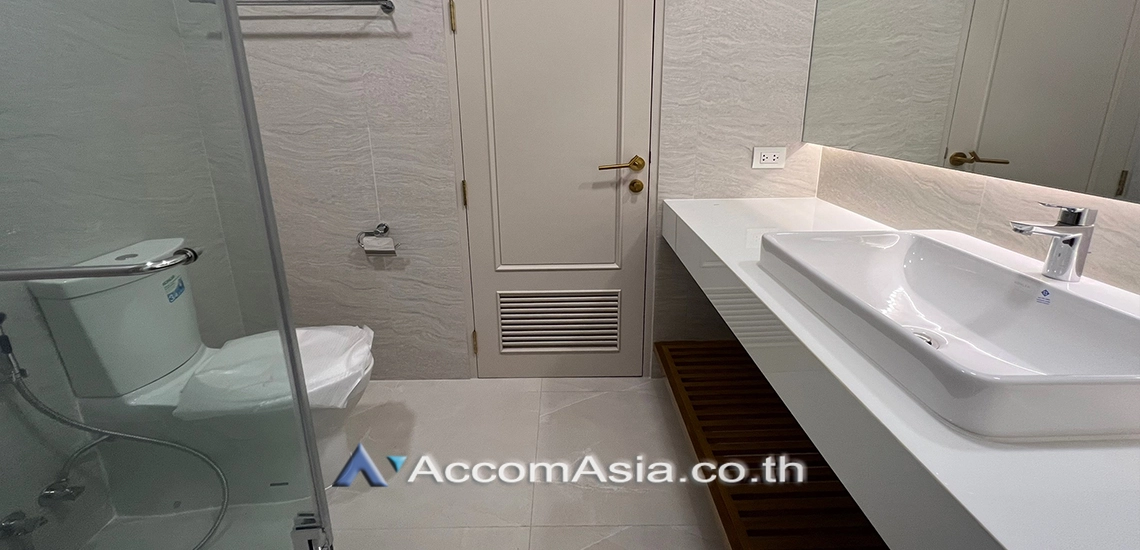 38  3 br Condominium For Rent in Ploenchit ,Bangkok BTS Chitlom at New House AA21992