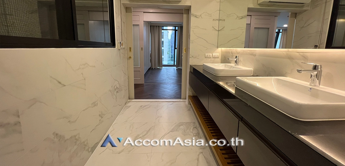34  3 br Condominium For Rent in Ploenchit ,Bangkok BTS Chitlom at New House AA21992