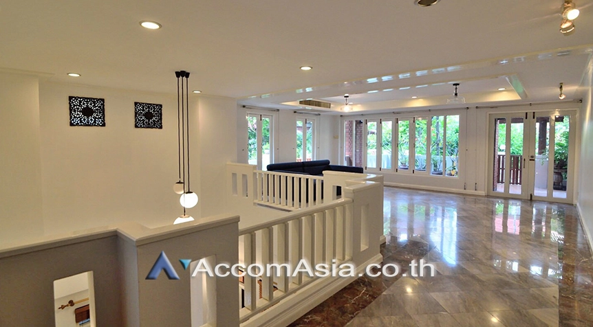  1  3 br Townhouse For Rent in Sukhumvit ,Bangkok BTS Phrom Phong at Villa 49 50260