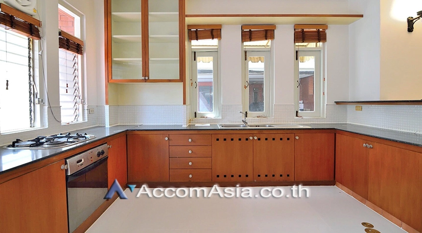 7  3 br Townhouse For Rent in Sukhumvit ,Bangkok BTS Phrom Phong at Villa 49 50260