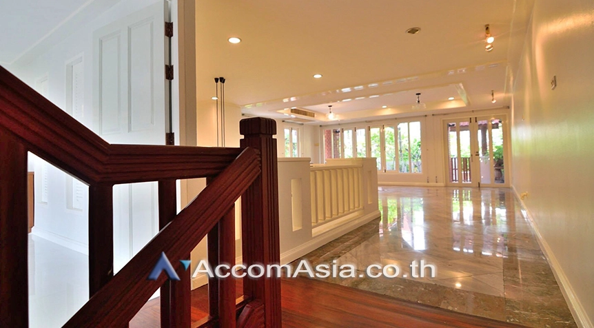 9  3 br Townhouse For Rent in Sukhumvit ,Bangkok BTS Phrom Phong at Villa 49 50260