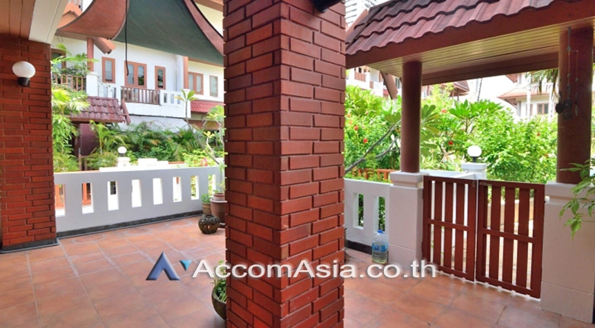 10  3 br Townhouse For Rent in Sukhumvit ,Bangkok BTS Phrom Phong at Villa 49 50260