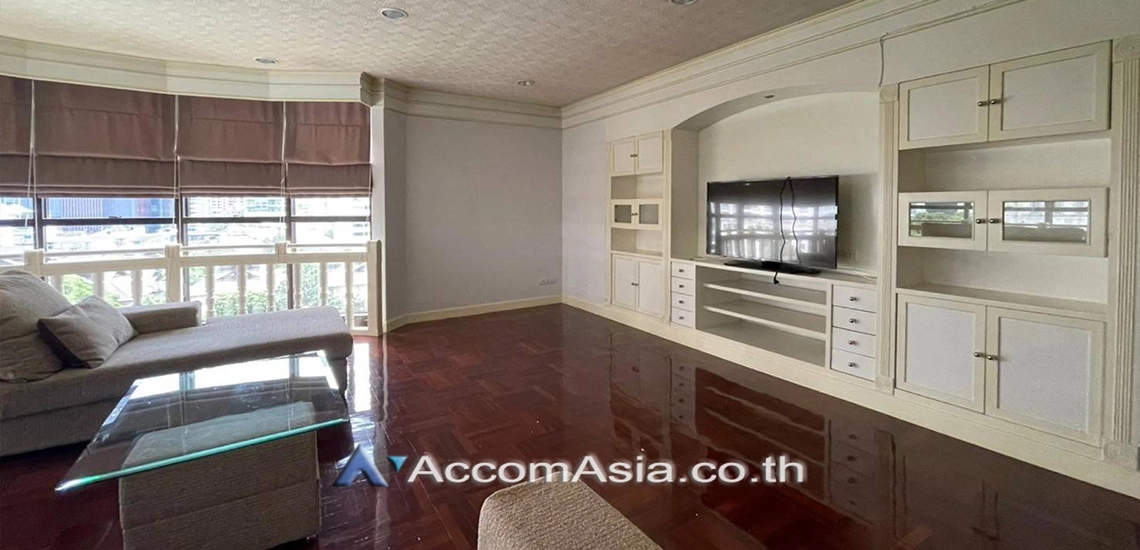 3 Bedrooms  Condominium For Rent in Sukhumvit, Bangkok  near BTS Asok - MRT Sukhumvit (AA22032)