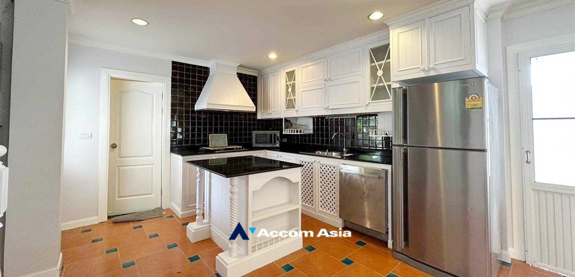 5  3 br House For Rent in Bang Na ,Bangkok BTS Bearing at Fantasia Villa 3  AA22059