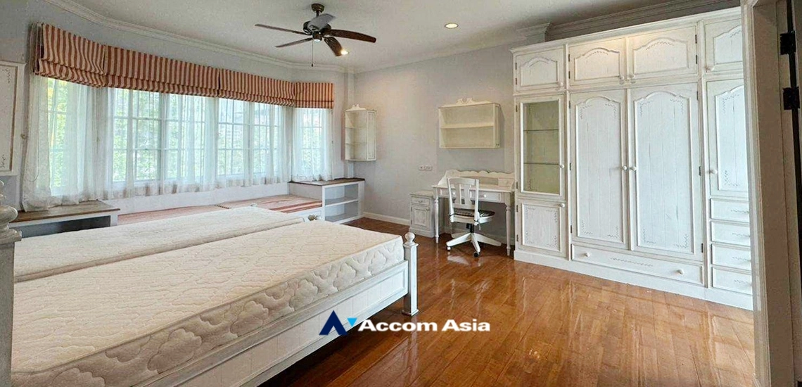 11  3 br House For Rent in Bang Na ,Bangkok BTS Bearing at Fantasia Villa 3  AA22059